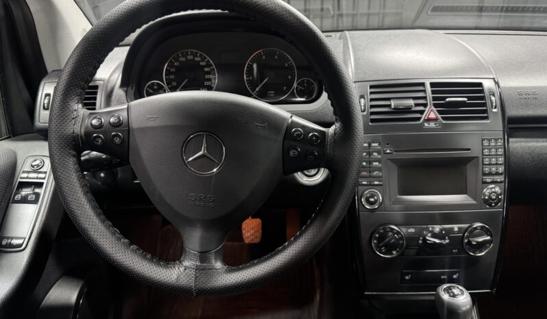 Mercedes Classe A 160 Classic Neopatentati full