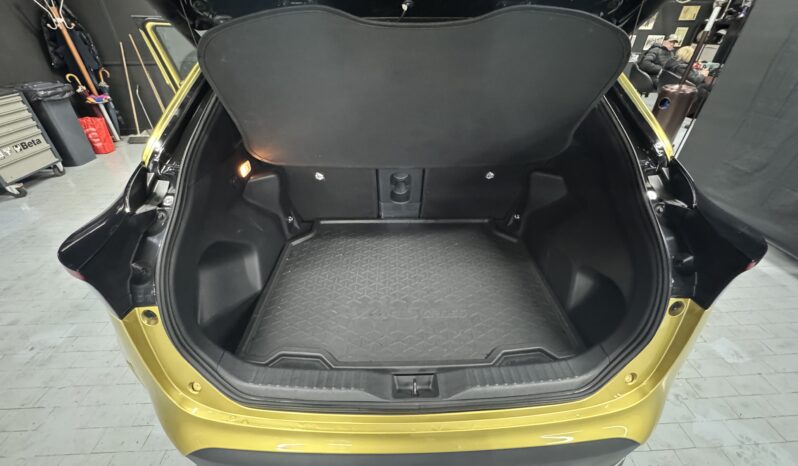 Toyota Yaris Cross 1.5h Adventure fwd e-cvt Full Optional full
