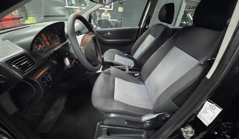 Mercedes-Benz A 150 Classic Neopatentati full